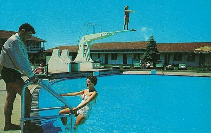 Fidelmans Resort - Old Post Card